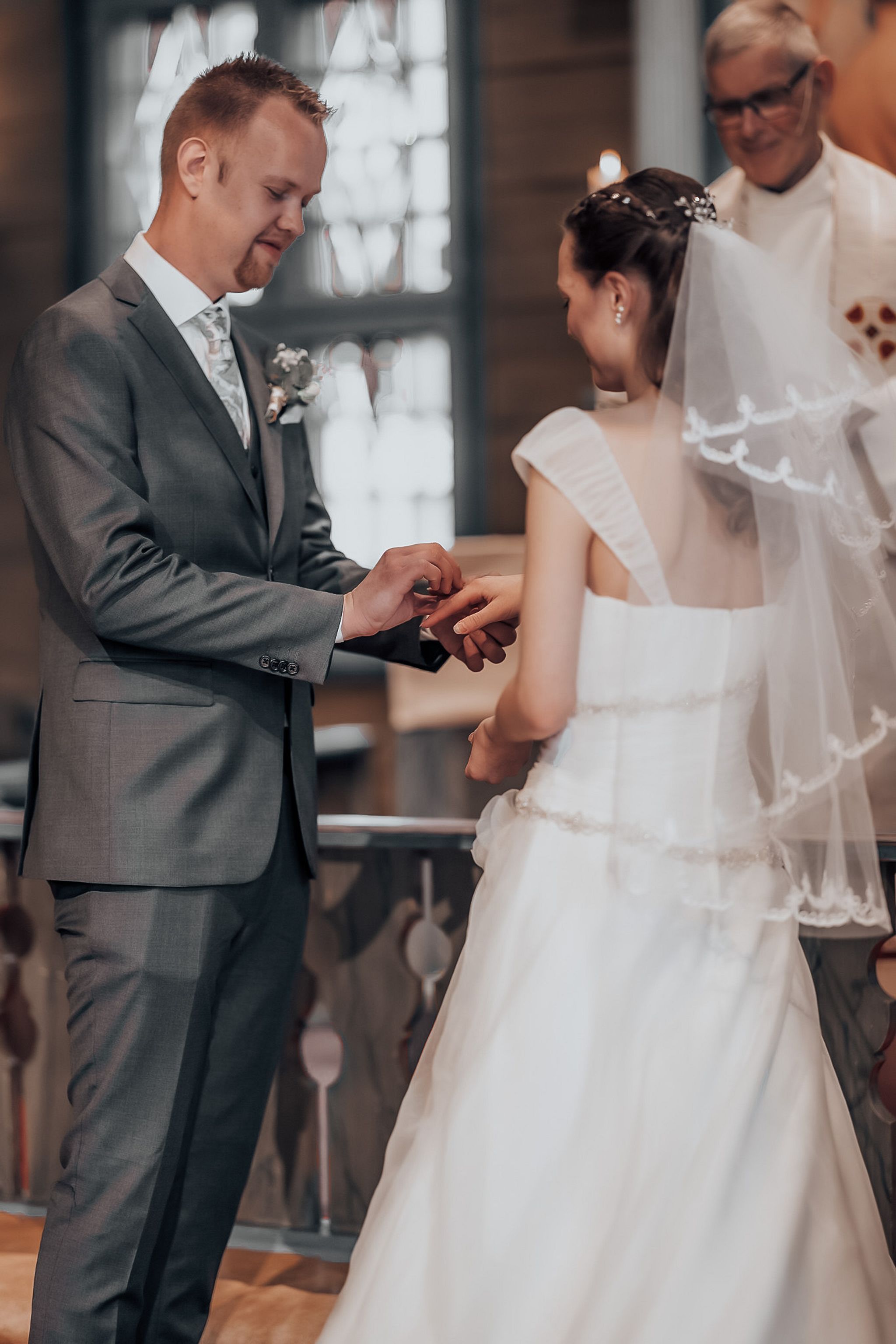 WEDDING