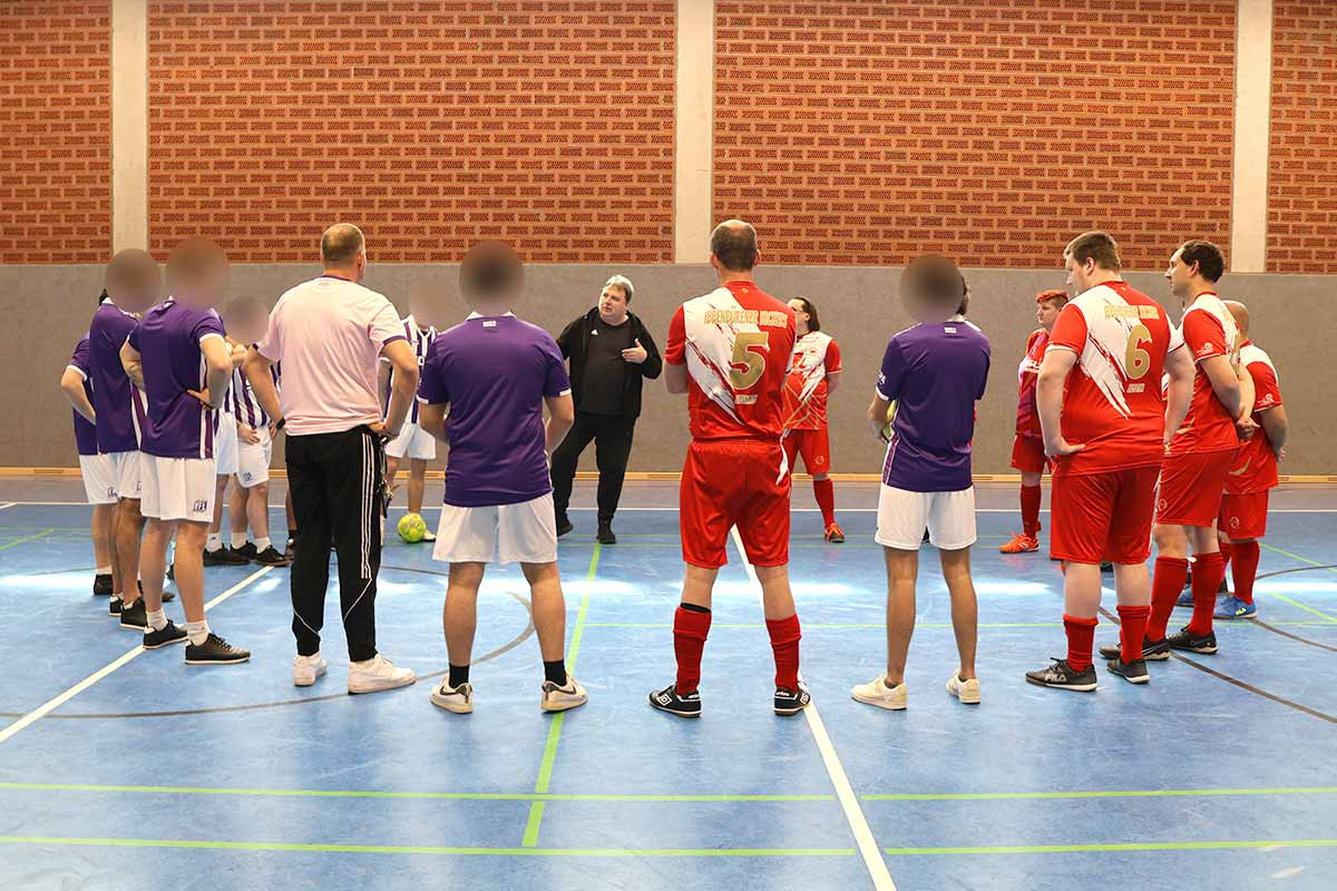 Kurze Vorstellungsrunde und Regelkunde