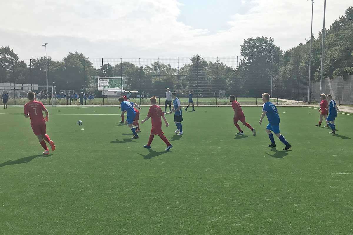 Team Ü15 der Ibbenbürener Kickers im Wettkampf gegen Blau Weiß Aasee