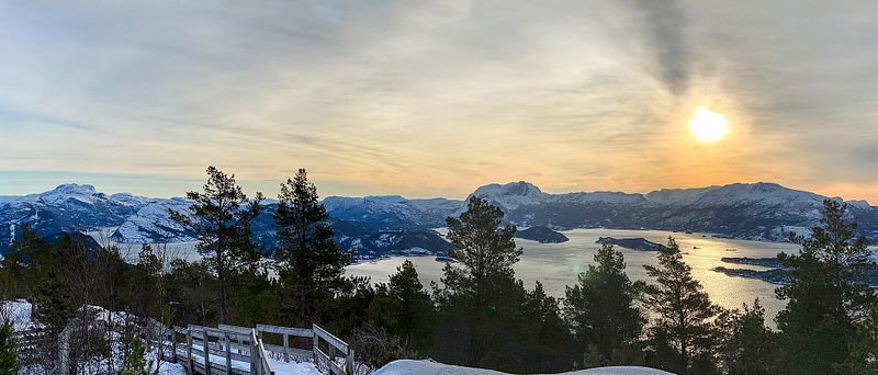 Måndag opnar studioet kl 12.