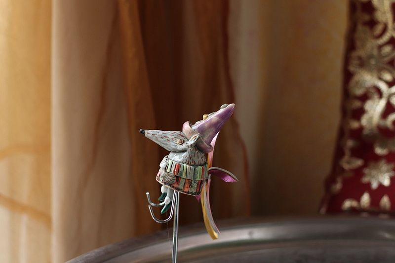 Long-nosed bandicoot? Or funny little rat?