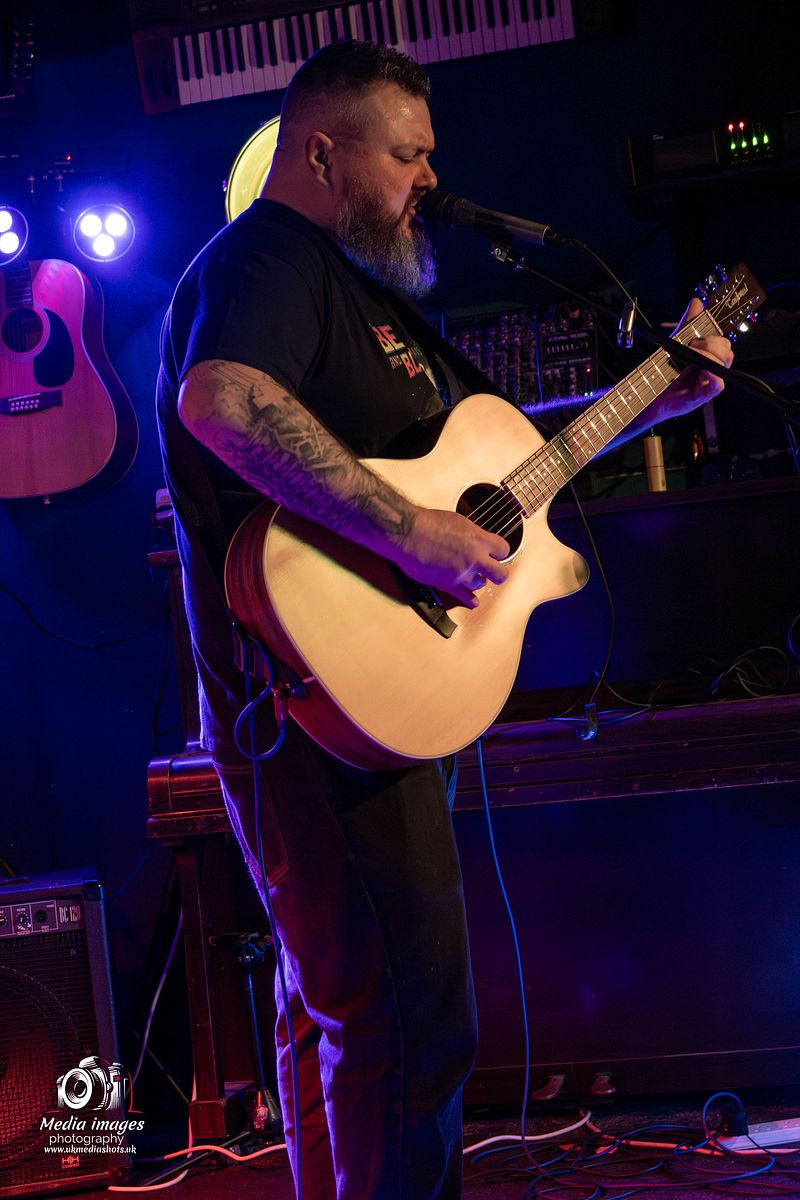 Valentine’s Night Live at The Black Market Venue