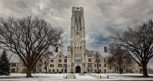 An image of University Hall located at the University of Toledo