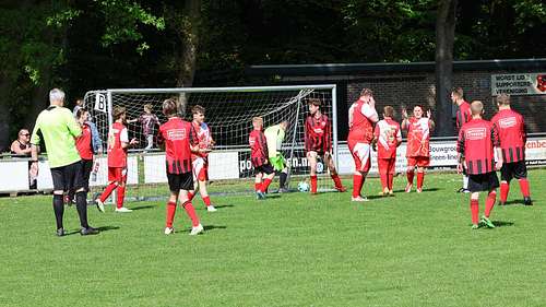 Fu&szlig;ball wie fr&uuml;her &ndash; Stra&szlig;enfu&szlig;ball-Gedanke
