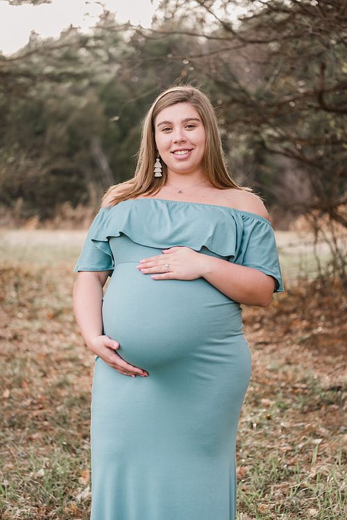 Haley and Zach | Maternity