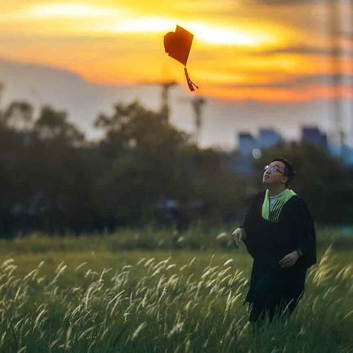 🇲🇾 Multimedia University Graduate