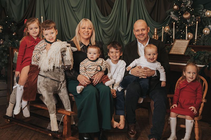 Lenny, Ernie, Vinnie, Ozzy, Ellie & Luna