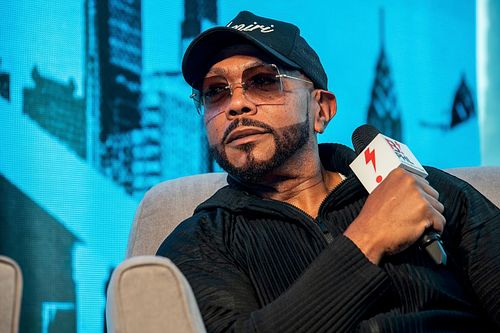 Timbaland speaking during a keynote session at B.PHL Fest 2023 in Philadelphia, sharing insights on creativity, legacy, and entrepreneurship, captured by professional event photographer.