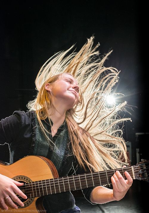 Performa. Music Show.