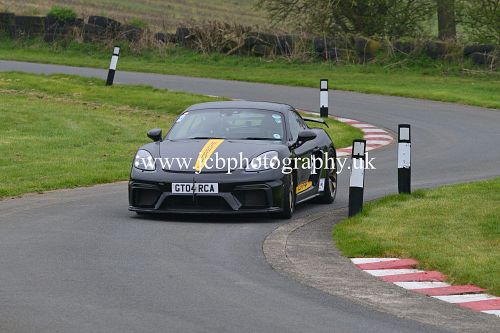 Porsche Cayman GT4 driven by Richard Andrews