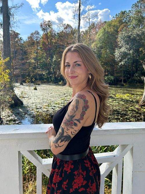 Julia "Rebel Rose" Warren