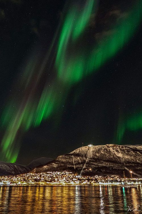 Aurora Borealis over Storsteinen