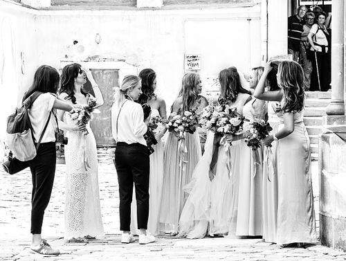 #people #street #Lviv #Ukraine #girl #wedding