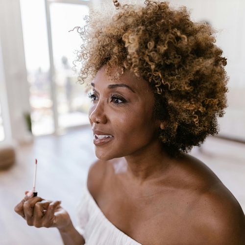 Skin, Hair & Nails in Menopause & Perimenopause