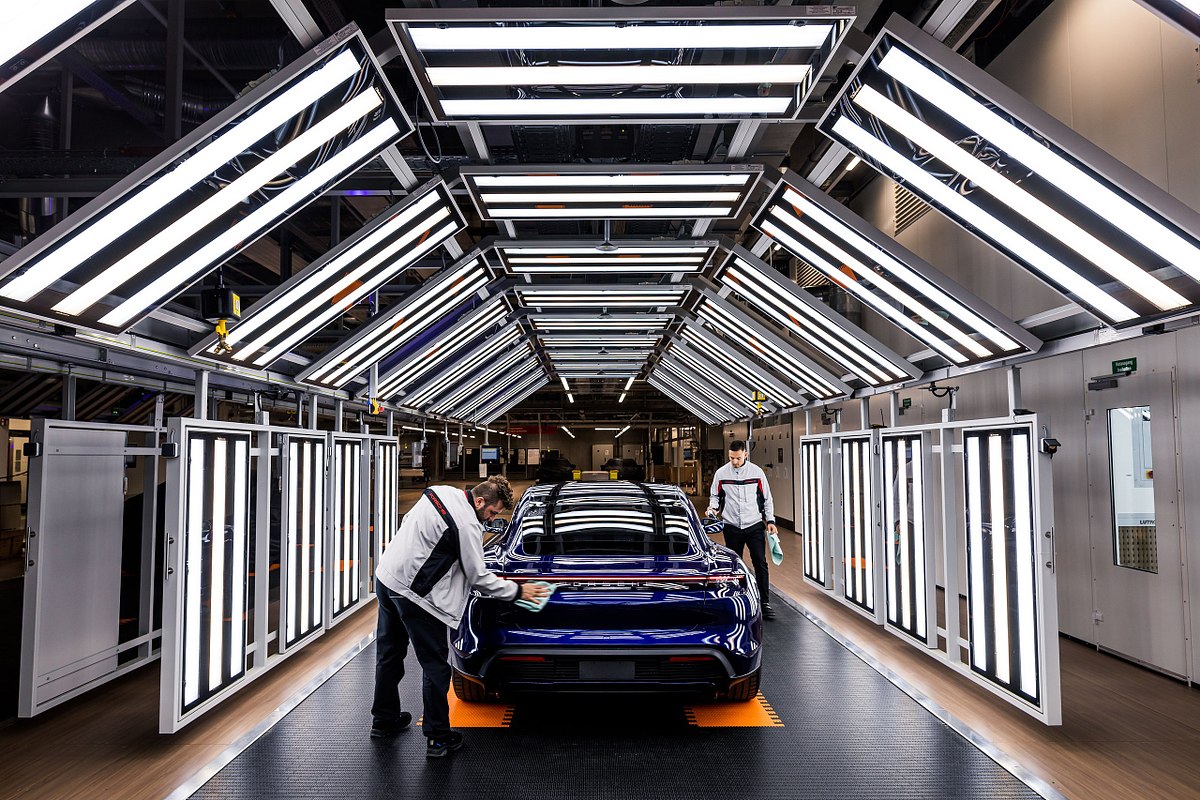 Fertigung Porsche Taycan