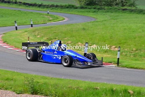 Pilbeam MP97-03 Oliver Tomlin