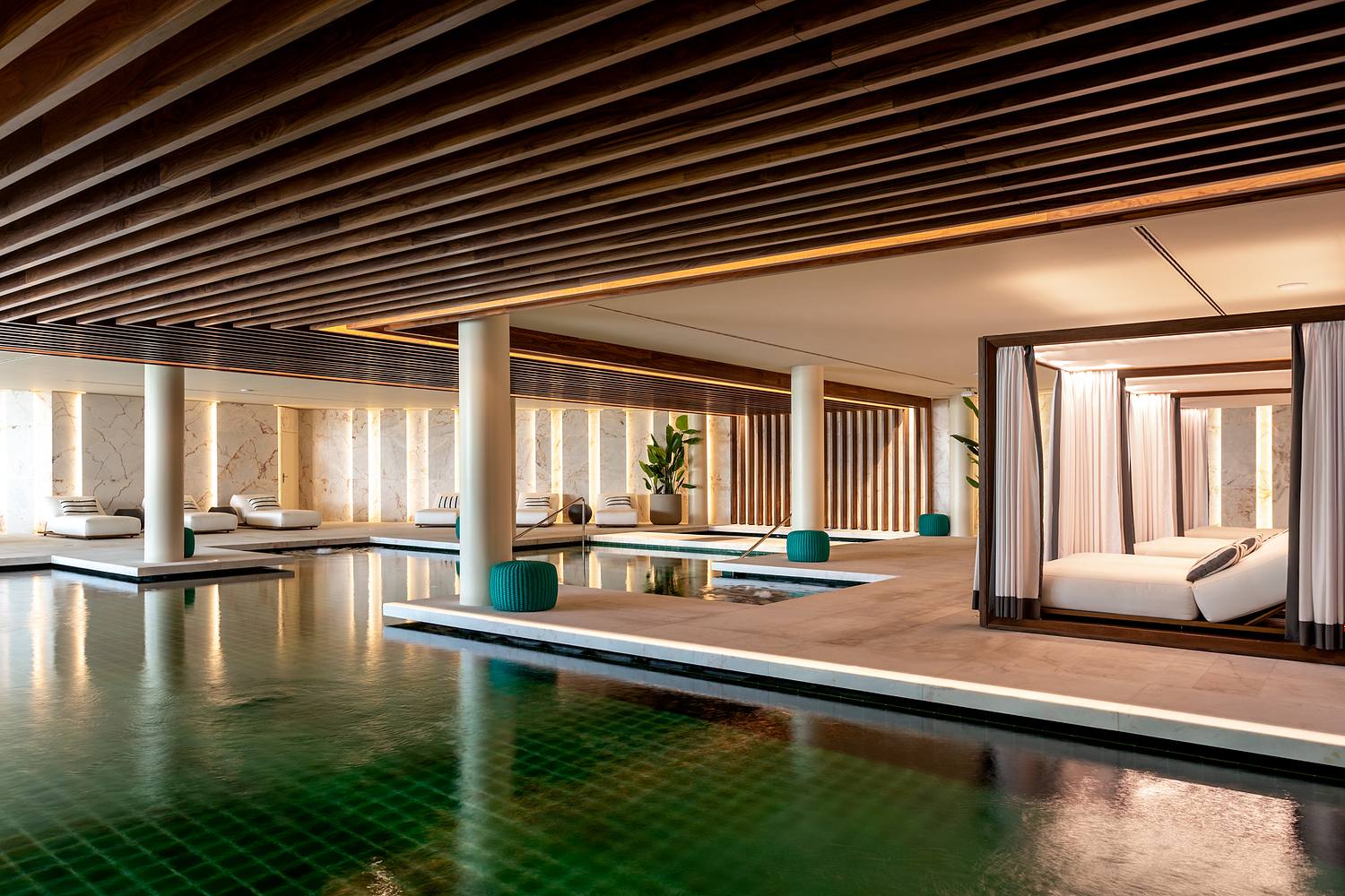 Fotografia de Piscina Interior Luxo em Lisboa - Fotografia de Interiores