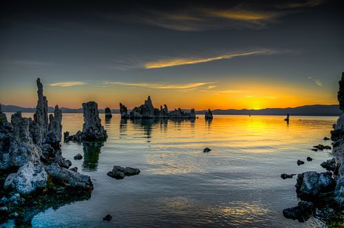 7 foot photographer, workshop tour in US, United States, mono lake, ca, tufa
