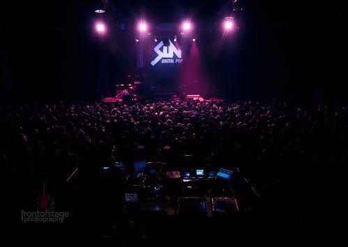 SUN als Support-Act für Hanabie in Huxleys Neuer Welt in Berlin.