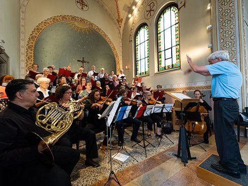 Liturgie mit Kirchenchor Fischbacher