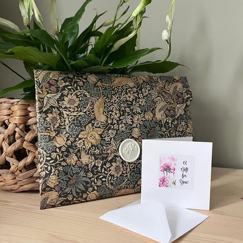 Luxury Pink Geranium Scented Letter Writing Stationery Gift Set with Accessories