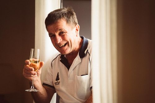 fotografo matrimonio Capo Spartivento, gay wedding in sardinia at capo spartivento lighthouse