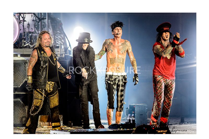 MOTLEY CRUE