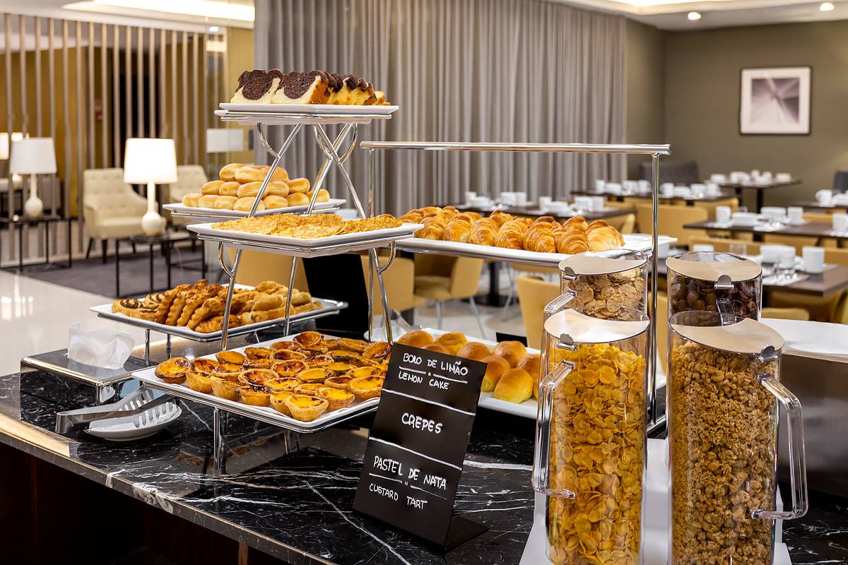 pequeno-almo&ccedil;o do Empire Marqu&ecirc;s Hotel