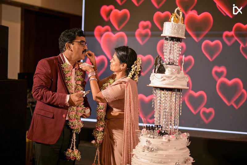 How to Make Your 25th Anniversary Photos Timeless