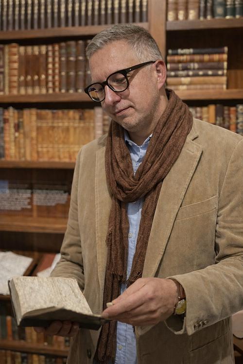 Fach&uuml;bersetzungen f&uuml;r Kunst, Kultur und historische Quellen