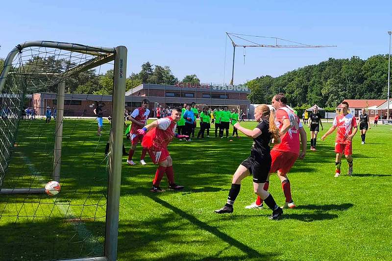 10 Jahre Inklusion – Wir feiern mit Lünnis Soccerteam auf dem Platz