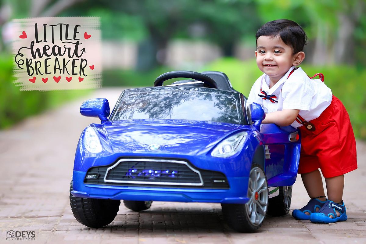 Photography 1st birthday baby boy in Nehru Park