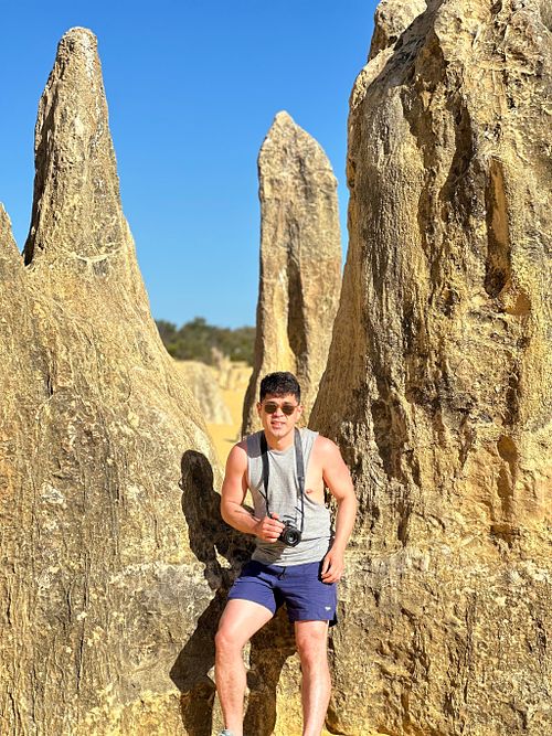 Hey, I'm Ali. An Editorial Portrait Photographer based in Melbourne.