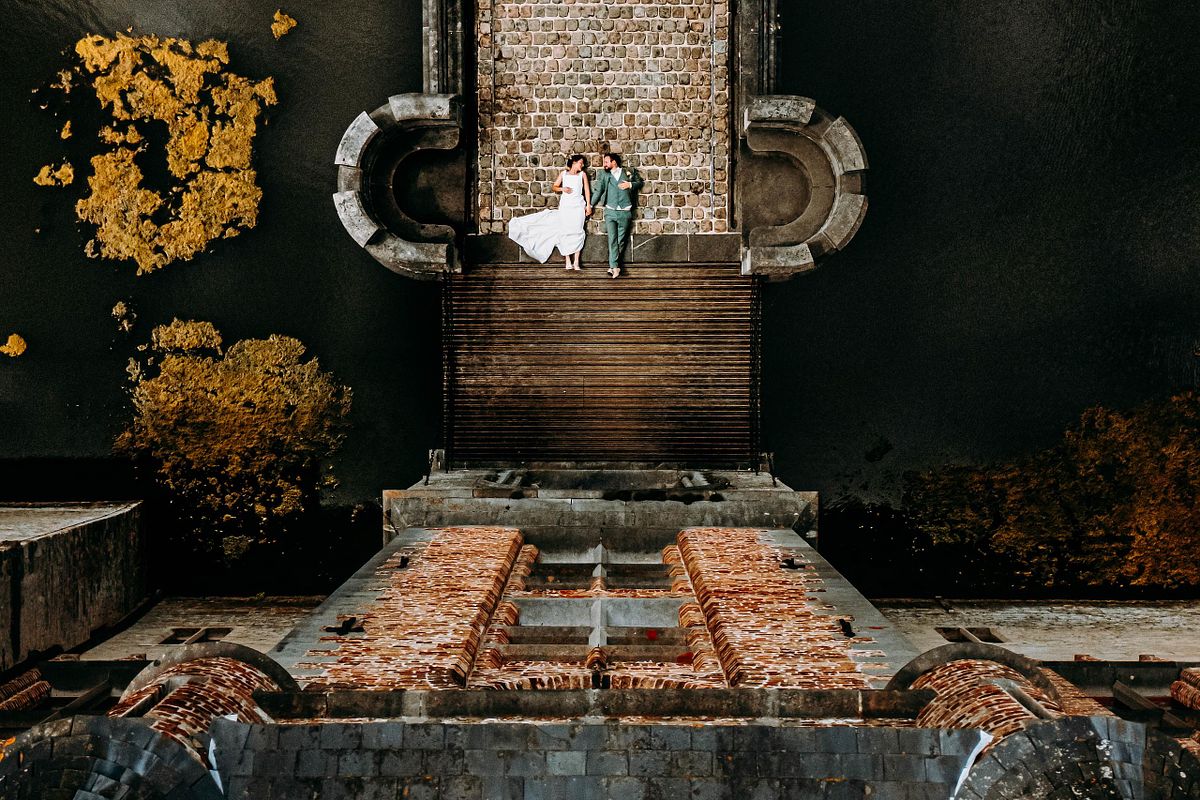 Award winning trouwfotograaf - dronefoto tijdens huwelijk