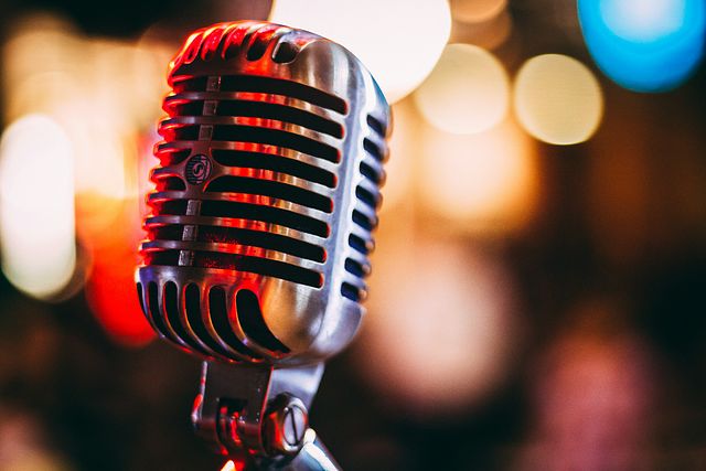 Come diventare un conduttore radiofonico