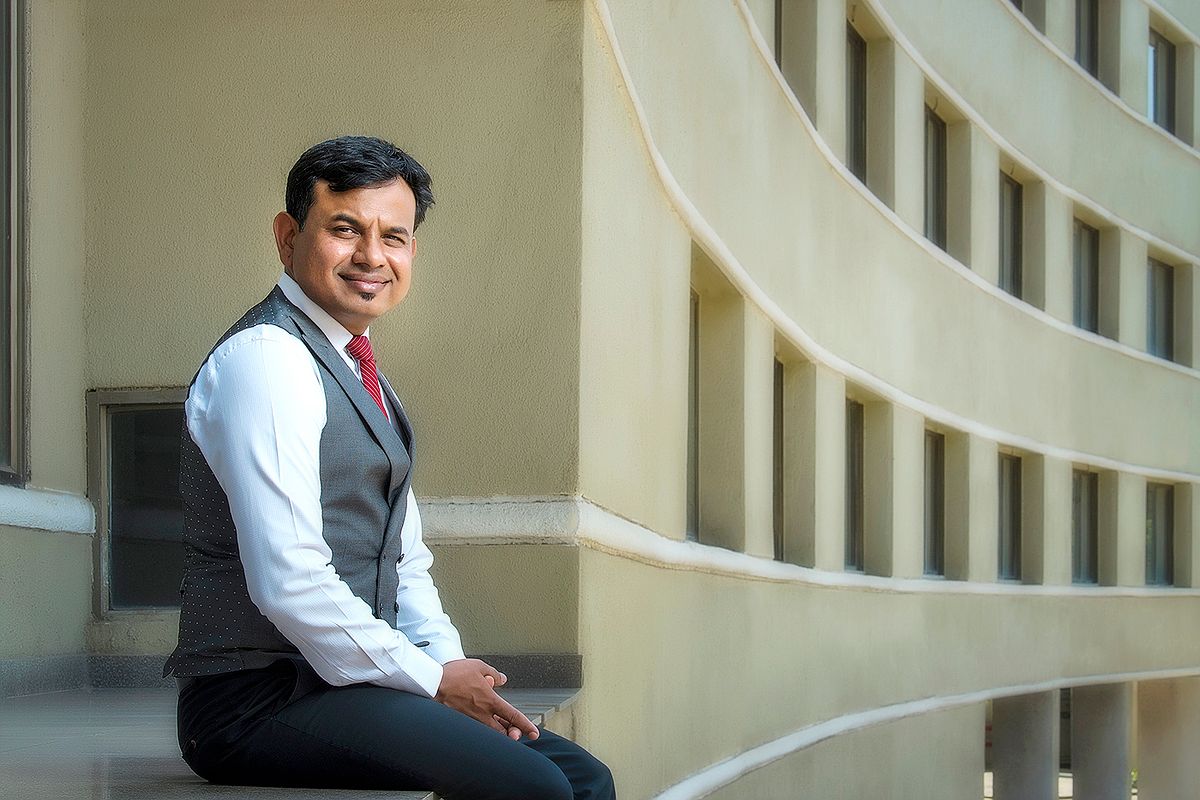 Business Portrait Photography : Corporate Photoshoot by Akkil Suvarna