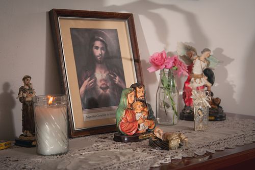 RELIGION SHOULD NOT BE MISSING - NO OLVIDEMOS LA RELIGION