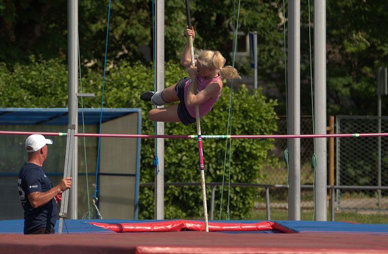 ARHIIV 10. VÕISTLUS RAKVERE LINNASTAADIONIL