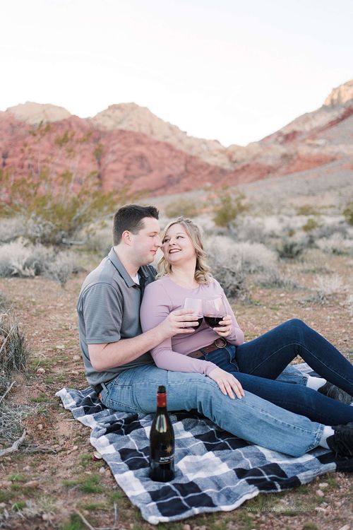 Red Rock Canyon, Las Vegas Nevada Engagement Photoshoot